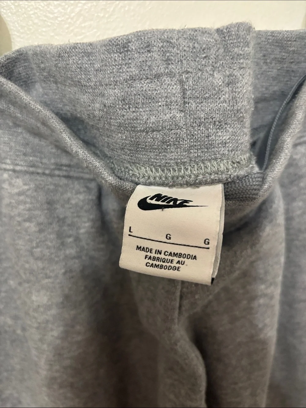 Nike Kids Gray Fleece Joggers with White Logo